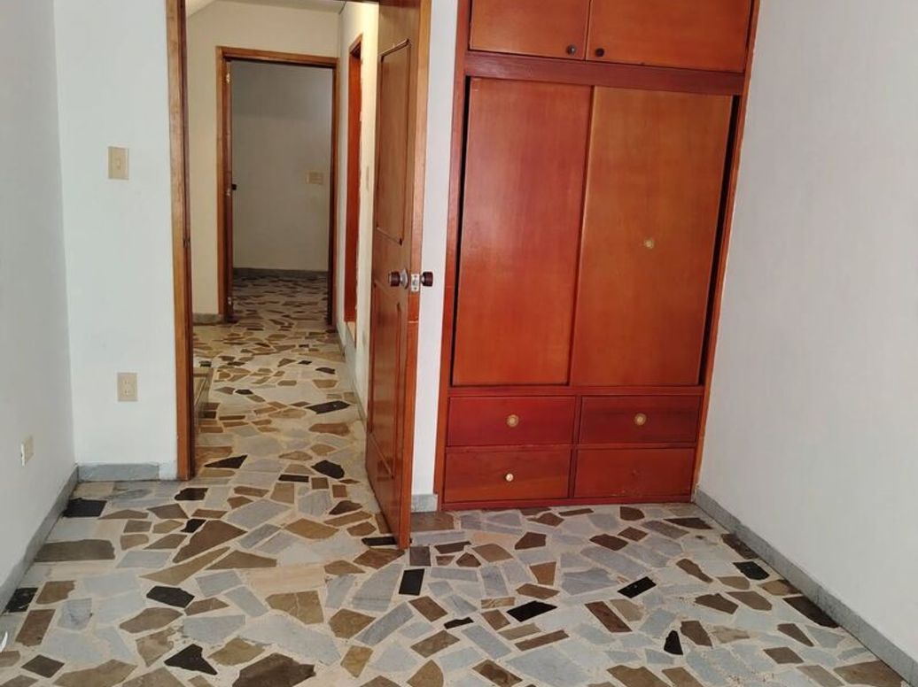 Casa de 8 alcobas en venta en Bosa, Bogotá, 192 m² · foto 9 de 20