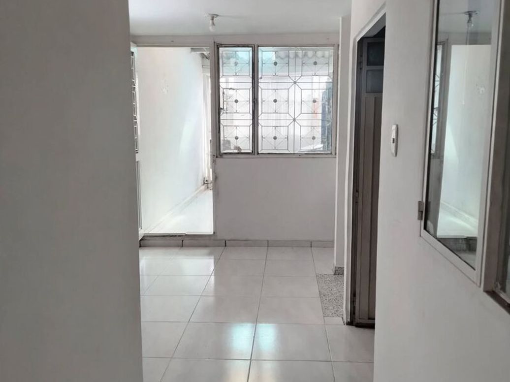 Casa de 8 alcobas en venta en Bosa, Bogotá, 192 m² · foto 5 de 20