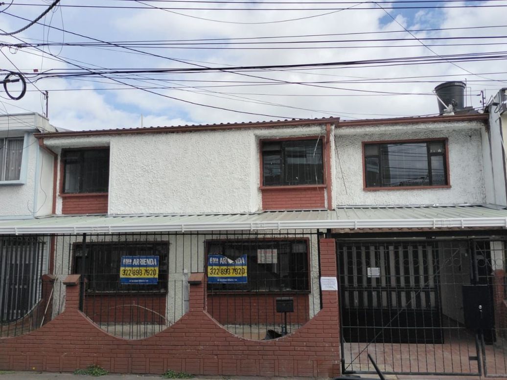 Casa de 6 alcobas en venta en Normandia Occidental, Bogotá, 321 m² · foto 14 de 17