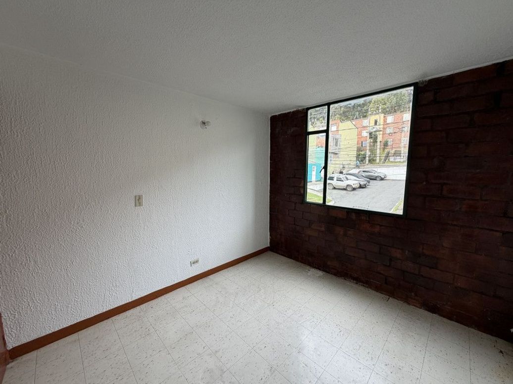 Apartamento de 3 alcobas en venta en Cerros De Oriente, Bogotá, 42 m² · foto 10 de 20