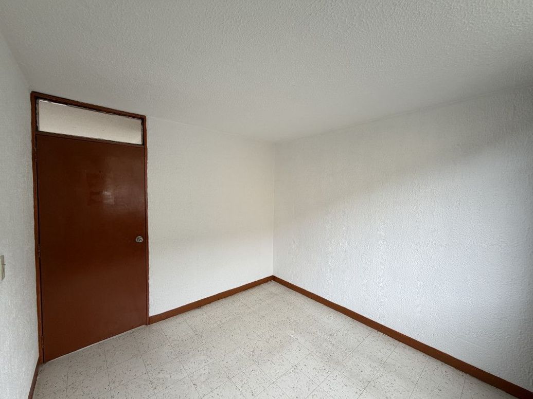 Apartamento de 3 alcobas en venta en Cerros De Oriente, Bogotá, 42 m² · foto 18 de 20