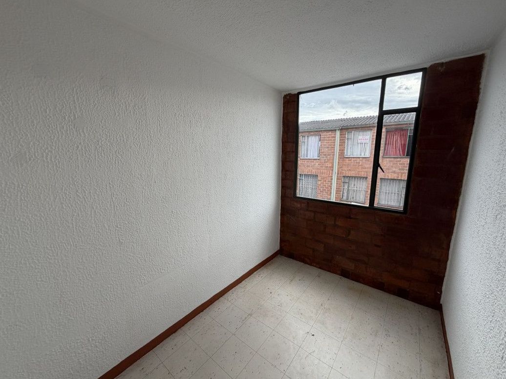 Apartamento de 3 alcobas en venta en Cerros De Oriente, Bogotá, 42 m² · foto 8 de 20