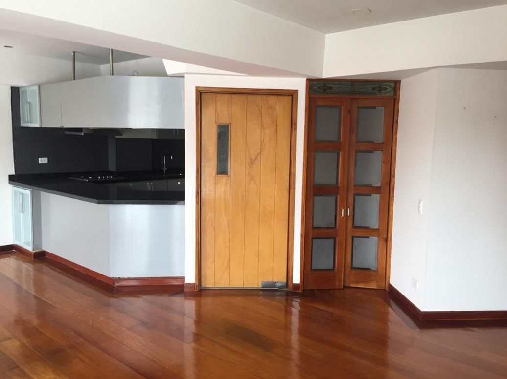 Apartamento de 2 alcobas en venta en San Patricio, Bogotá, 87 m² · foto 8 de 18