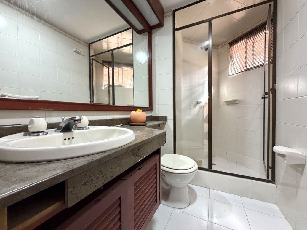 Apartamento de 2 alcobas en venta en San Patricio, Bogotá, 95 m² · foto 11 de 17