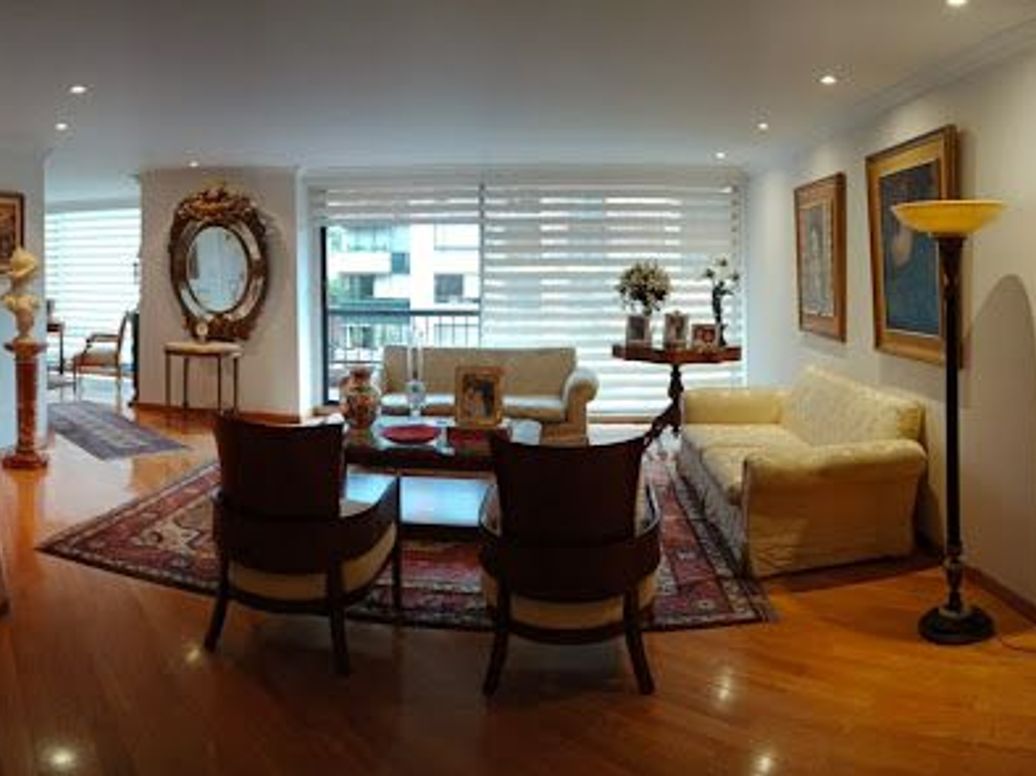 Apartamento de 3 alcobas en venta en La Carolina, Bogotá, 283 m² · foto 8 de 20