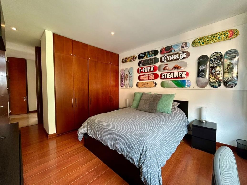Apartamento de 4 alcobas en arriendo en Los Alpes, Bogotá, 313 m² · foto 9 de 20
