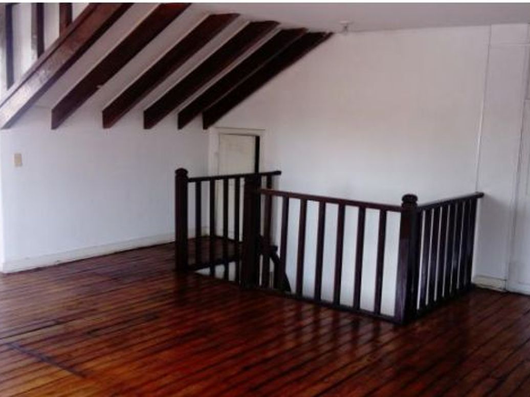 Casa de 8 alcobas en venta en Teusaquillo, Bogotá, 387 m² · foto 5 de 13
