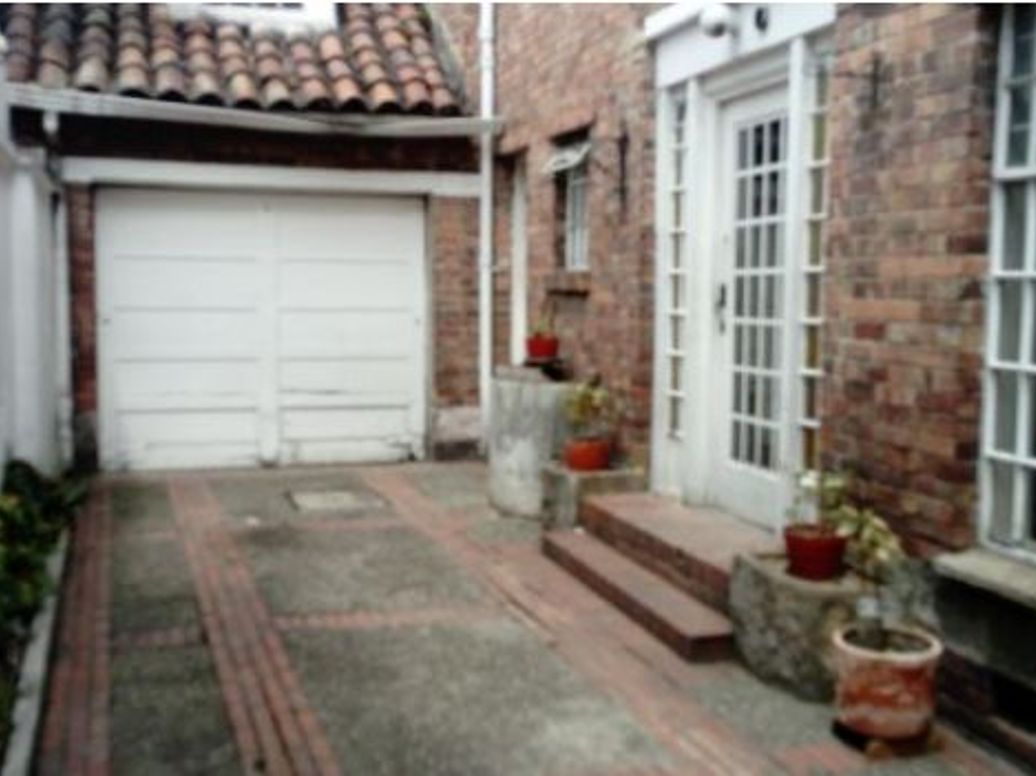 Casa de 8 alcobas en venta en Teusaquillo, Bogotá, 387 m² · foto 13 de 13