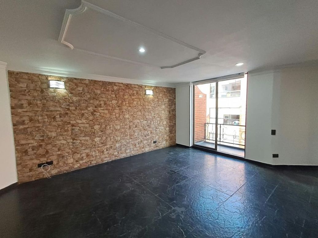Apartamento de 2 alcobas en venta en Pasadena, Bogotá, 117 m² · foto 2 de 20