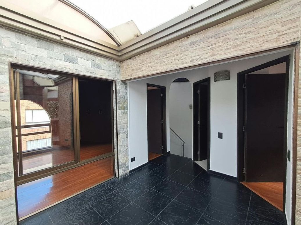 Apartamento de 2 alcobas en venta en Pasadena, Bogotá, 117 m² · foto 12 de 20