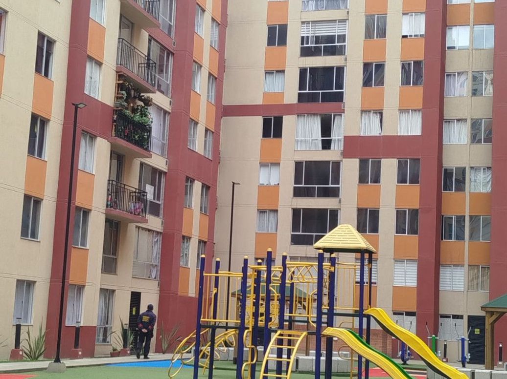 Apartamento de 2 alcobas en arriendo en Almagrario, Bogotá, 45 m² · foto 2 de 20