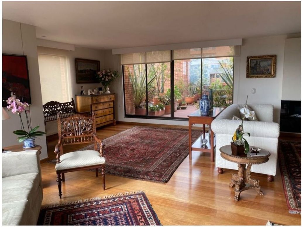 Apartamento de 4 alcobas en venta en Los Rosales, Bogotá, 274 m² · foto 6 de 20