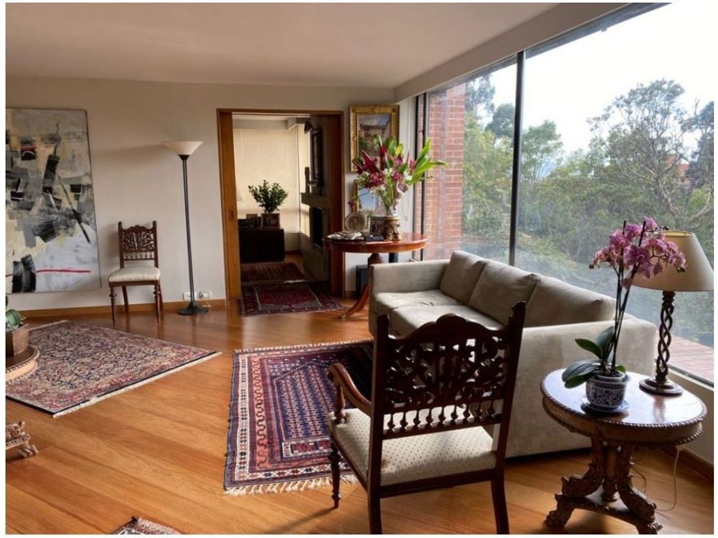Apartamento de 4 alcobas en venta en Los Rosales, Bogotá, 274 m² · foto 7 de 20