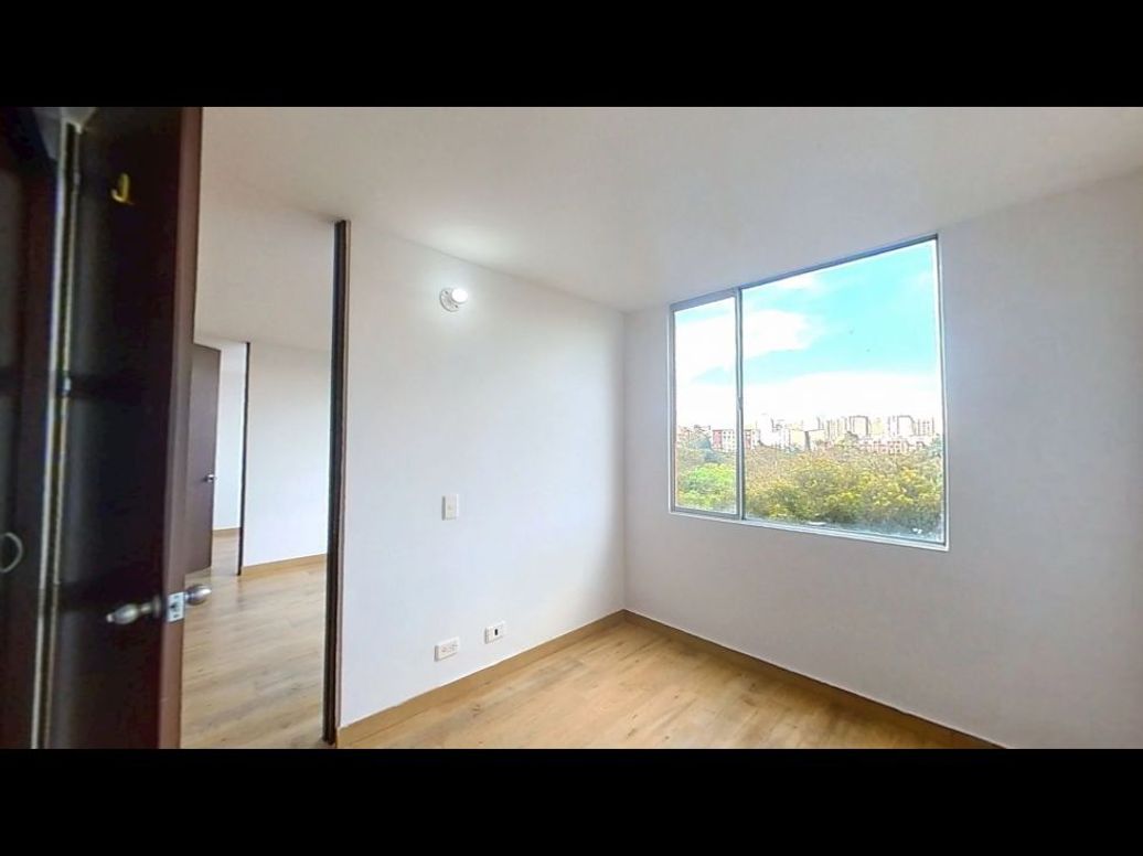 Apartamento de 2 alcobas en venta en Valladolid, Bogotá, 40 m² · foto 2 de 20