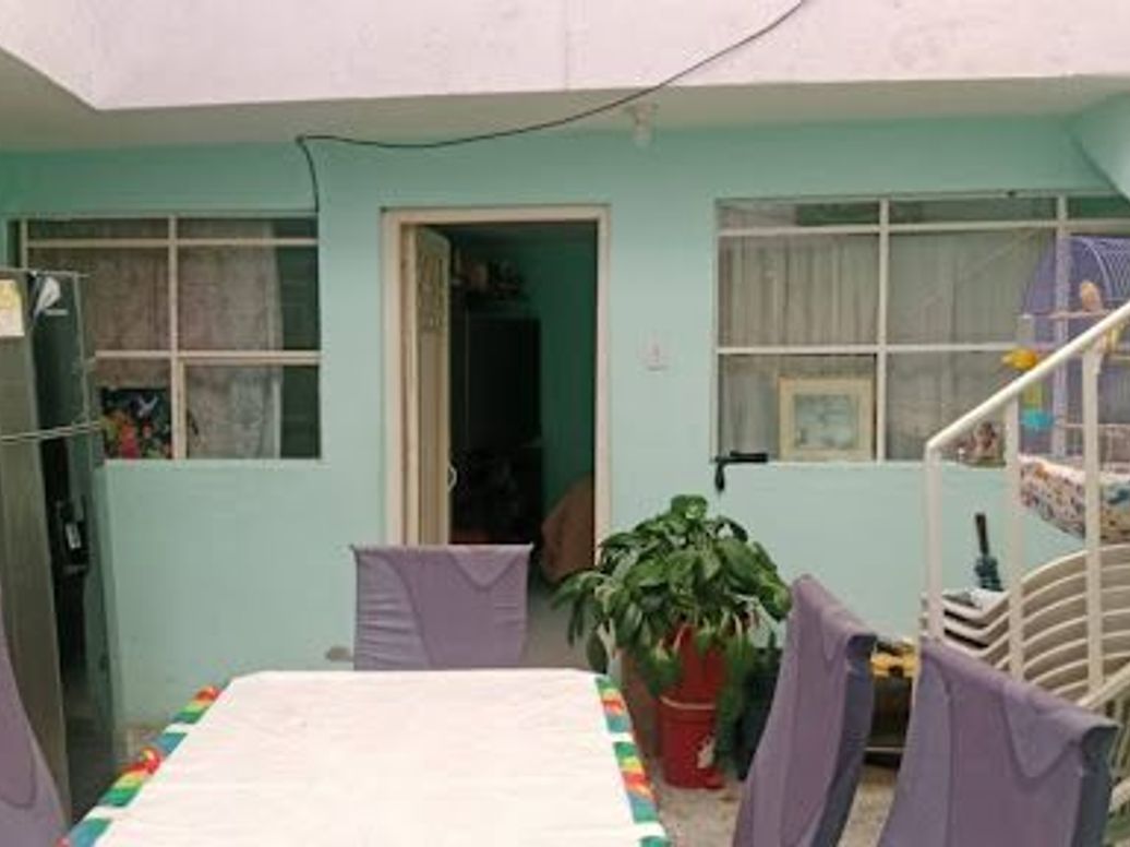 Casa de 8 alcobas en venta en El Refugio Sector Santa Librada, Bogotá, 256 m² · foto 14 de 18
