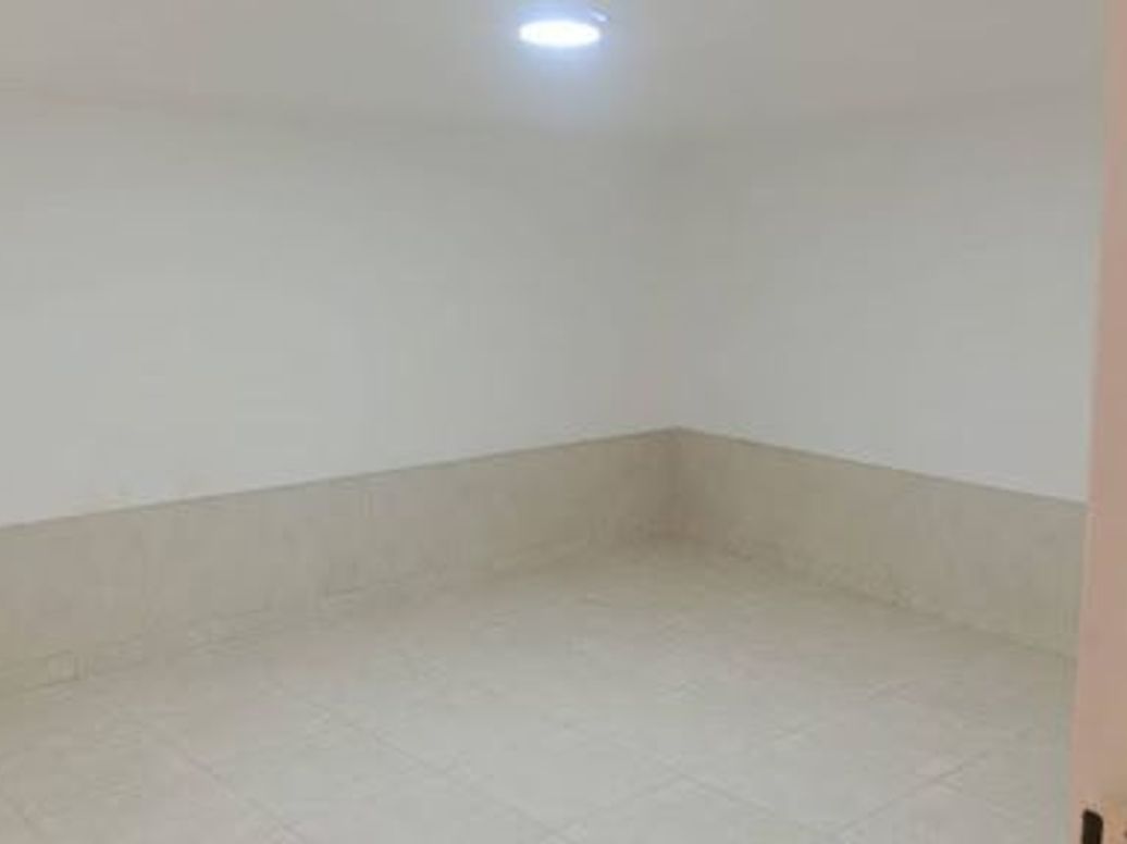 Casa de 8 alcobas en venta en El Refugio Sector Santa Librada, Bogotá, 256 m² · foto 6 de 18