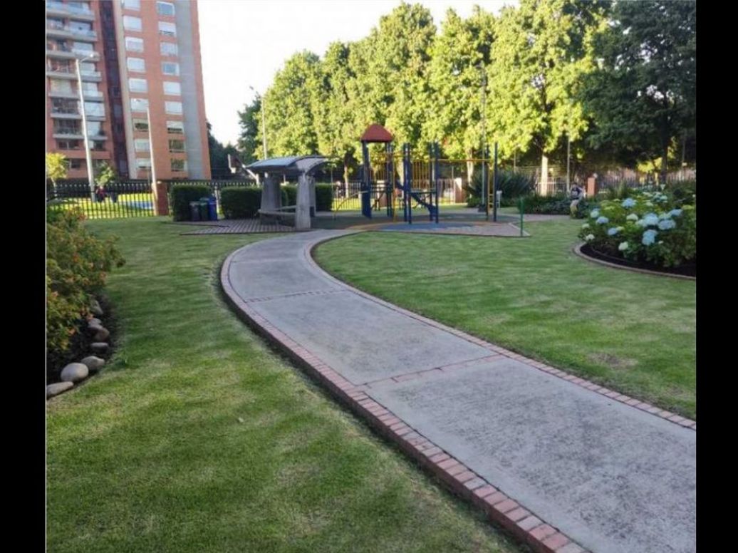 Apartamento de 3 alcobas en venta en Colina Campestre, Bogotá, 168 m² · foto 18 de 20