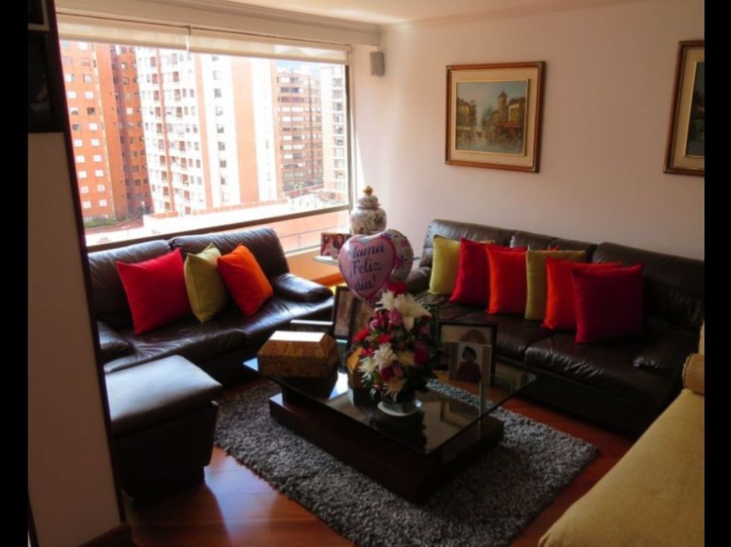 Apartamento de 3 alcobas en venta en Lagos De Cordoba, Bogotá, 107 m² · foto 3 de 20