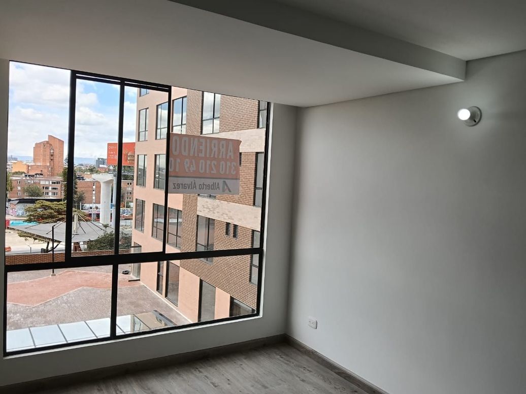 Apartaestudio en arriendo en Lago Gaitan, Bogotá · foto 3 de 18