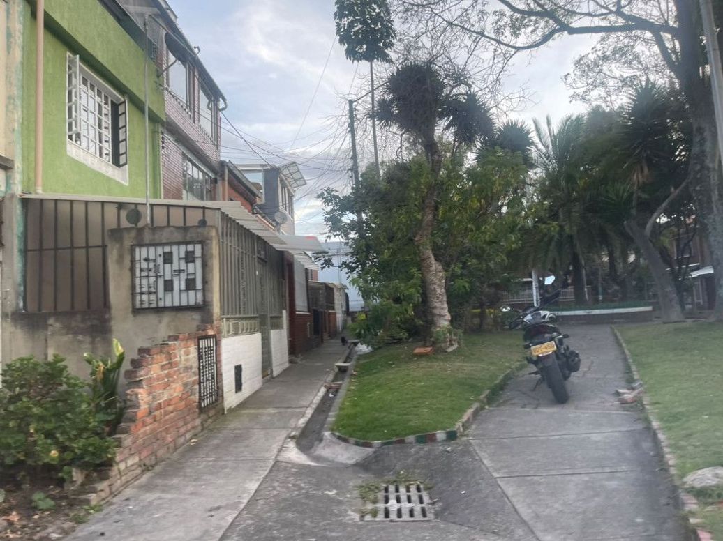 Casa de 6 alcobas en venta en Ospina Perez Sur, Bogotá, 110 m² · foto 20 de 20