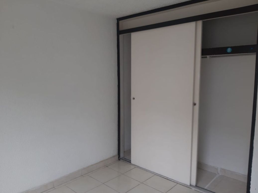 Apartamento de 3 alcobas en venta en Madelena Iii Y Iv, Bogotá, 57 m² · foto 2 de 20