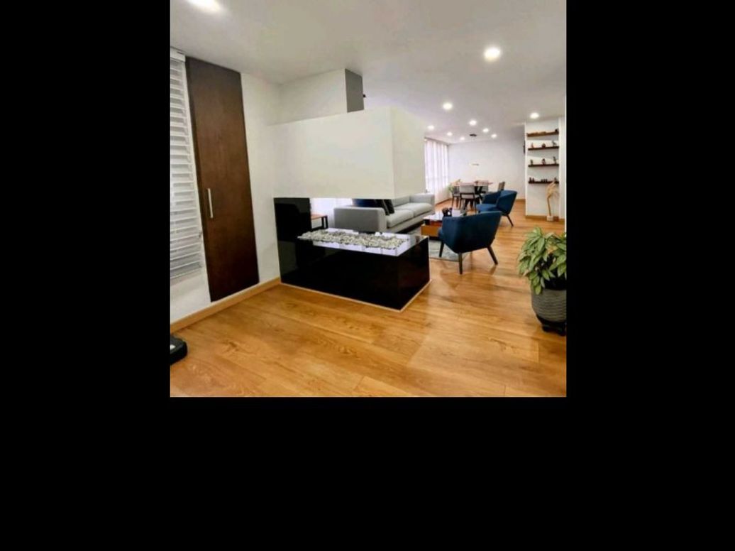 Apartamento de 2 alcobas en venta en Rincon Del Chicó, Bogotá, 128 m² · foto 2 de 15