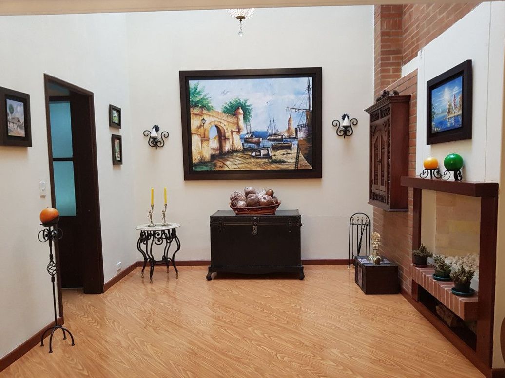 Casa de 4 alcobas en venta en Belmira, Bogotá, 263 m² · foto 5 de 12