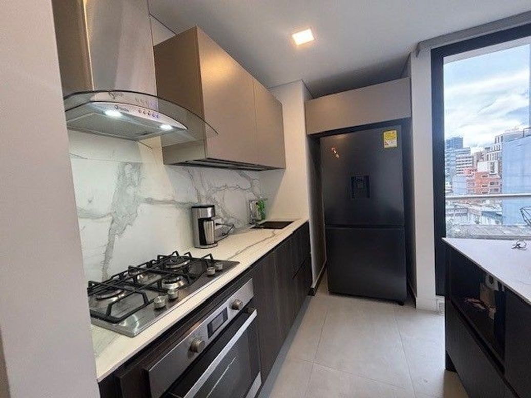 Apartamento de 2 alcobas en venta en Santa Barbara Oriental, Bogotá, 65 m² · foto 8 de 20