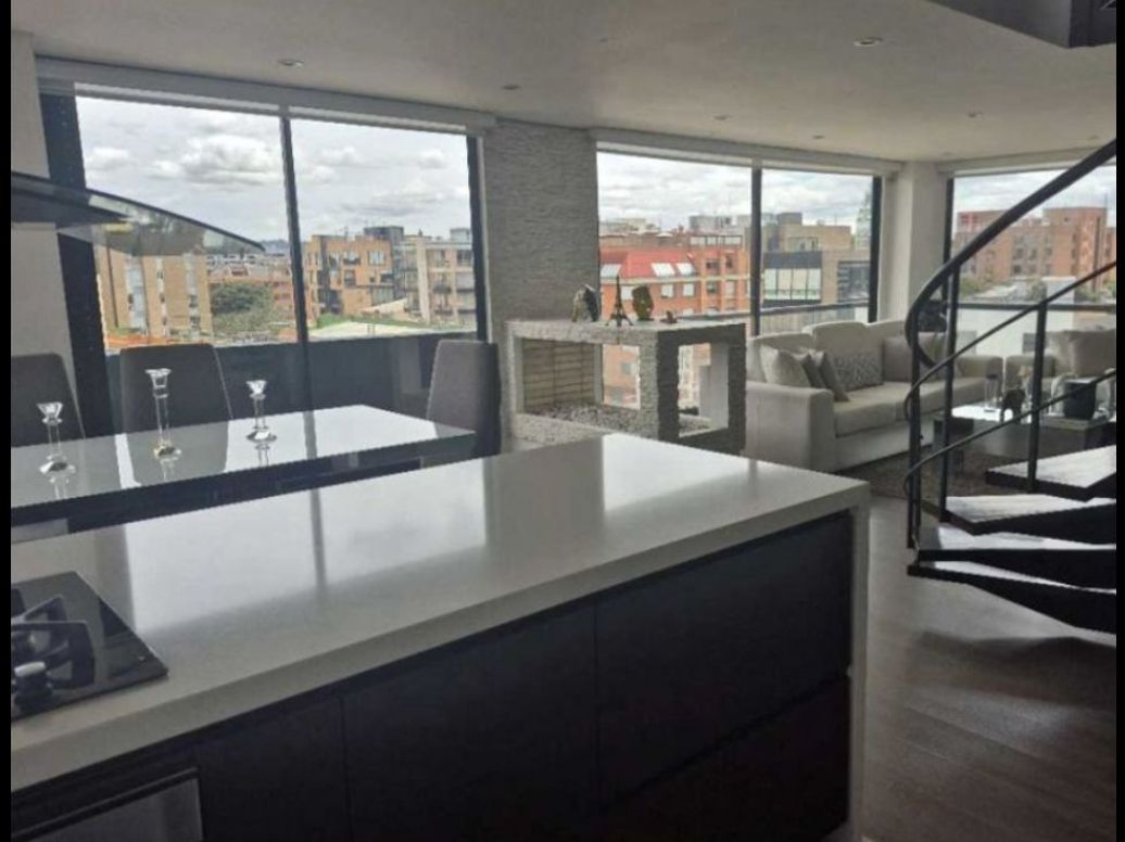 Apartamento de 3 alcobas en venta en San Patricio, Bogotá, 135 m² · foto 7 de 14