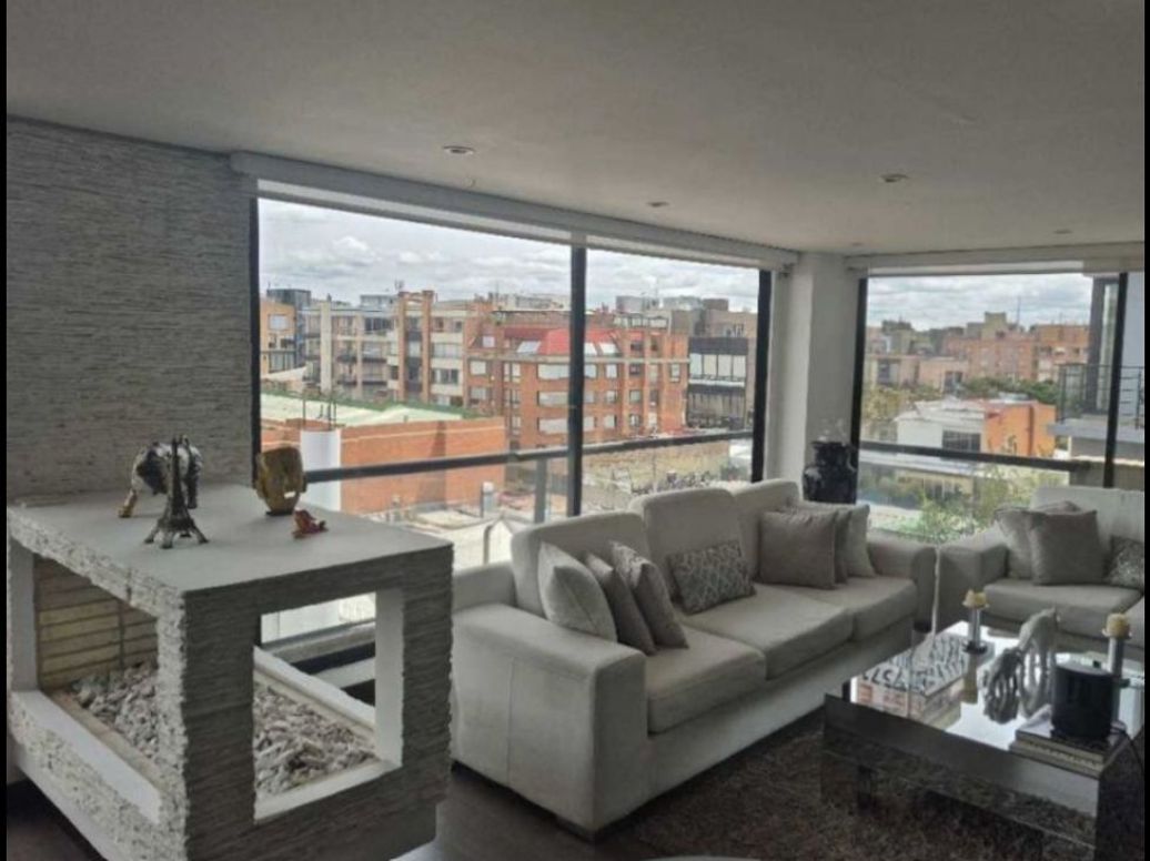 Apartamento de 3 alcobas en venta en San Patricio, Bogotá, 135 m² · foto 8 de 14