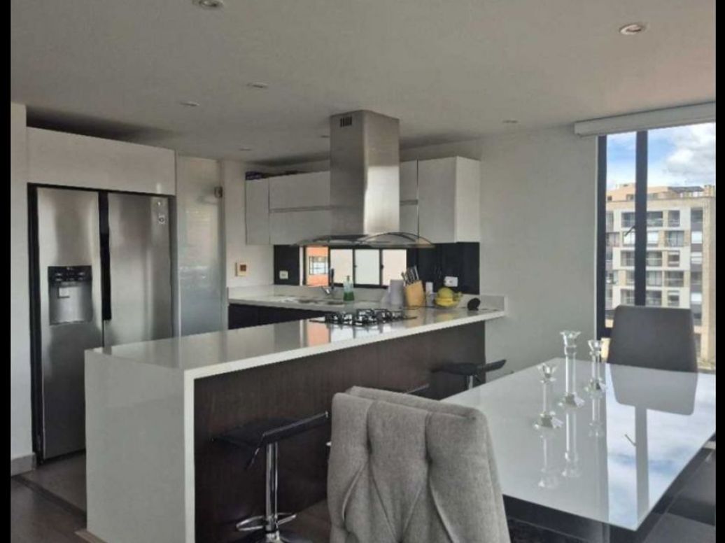 Apartamento de 3 alcobas en venta en San Patricio, Bogotá, 135 m² · foto 5 de 14