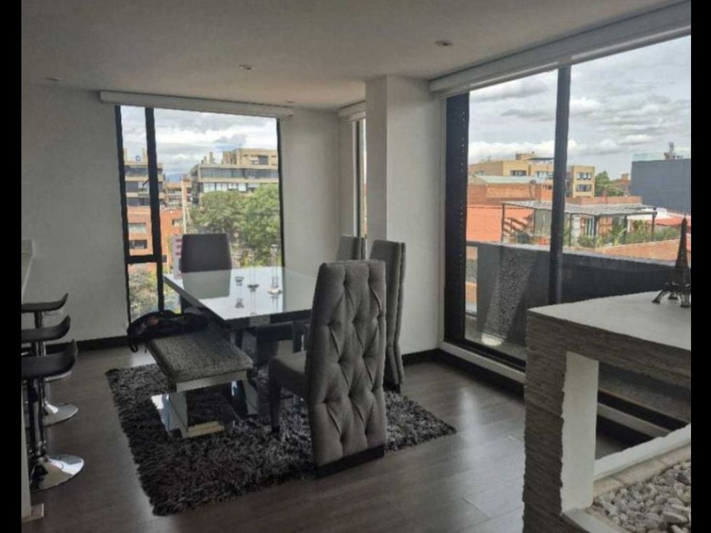 Apartamento de 3 alcobas en venta en San Patricio, Bogotá, 135 m² · foto 4 de 14