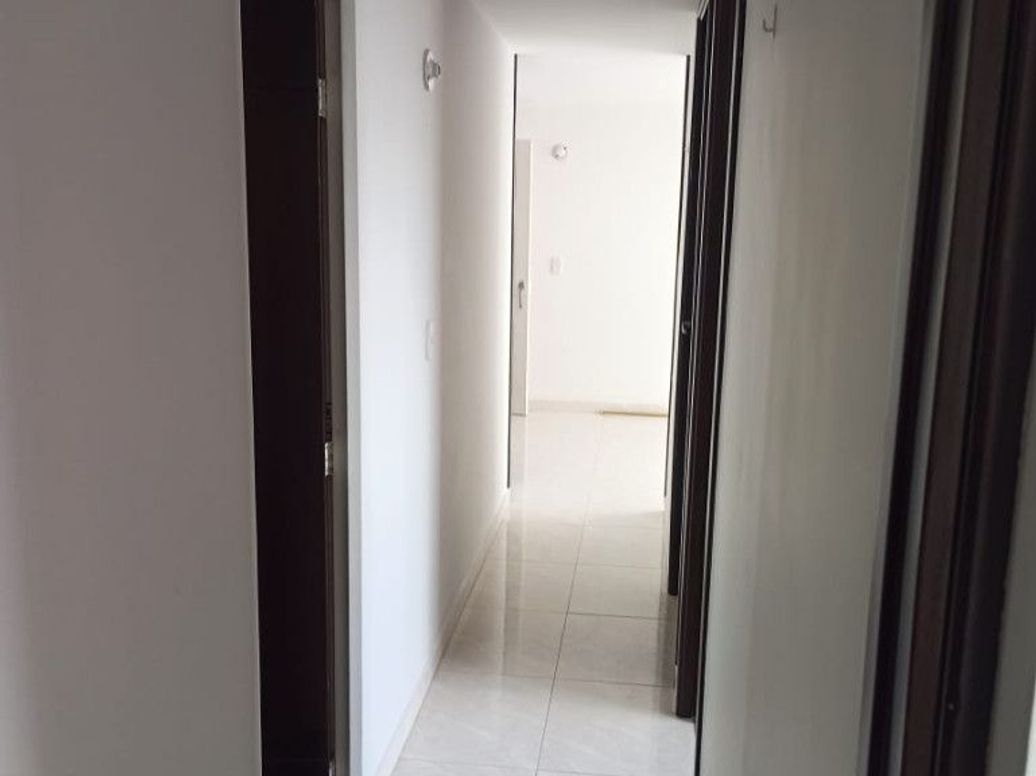 Apartamento de 3 alcobas en venta en Rafael Escamilla, Bogotá, 55 m² · foto 13 de 19