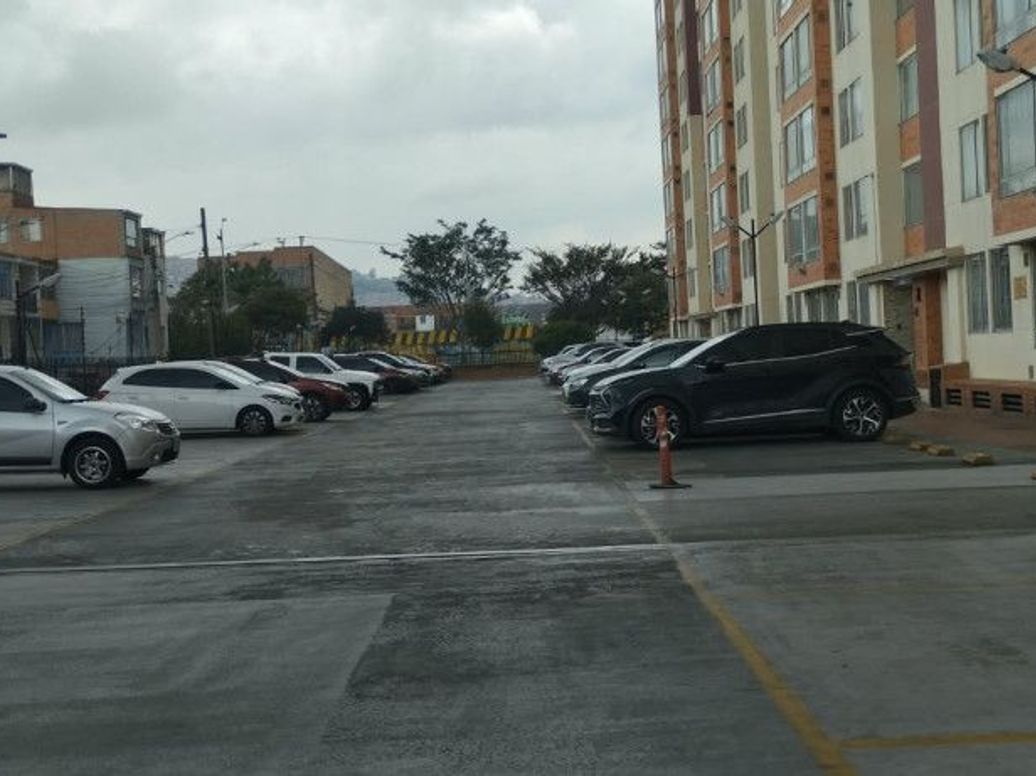 Apartamento de 3 alcobas en venta en Rafael Escamilla, Bogotá, 55 m² · foto 6 de 19