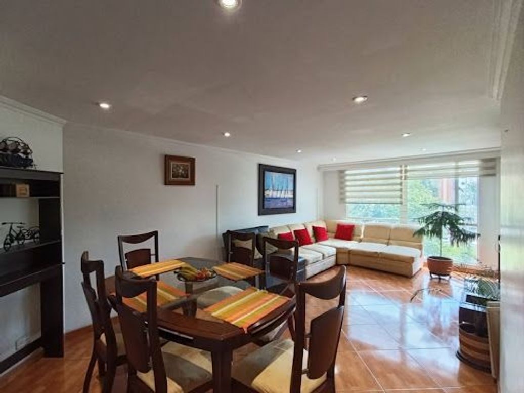 Apartamento de 3 alcobas en venta en La Esperanza Norte, Bogotá, 90 m² · foto 2 de 20