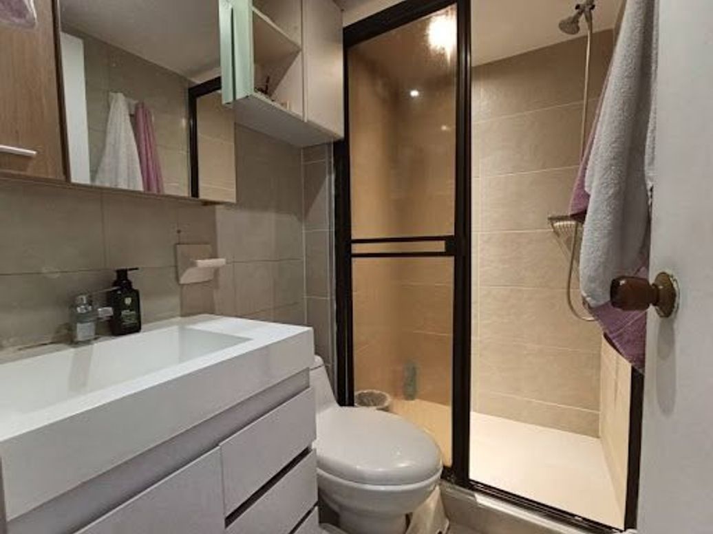 Apartamento de 3 alcobas en venta en La Esperanza Norte, Bogotá, 90 m² · foto 16 de 20