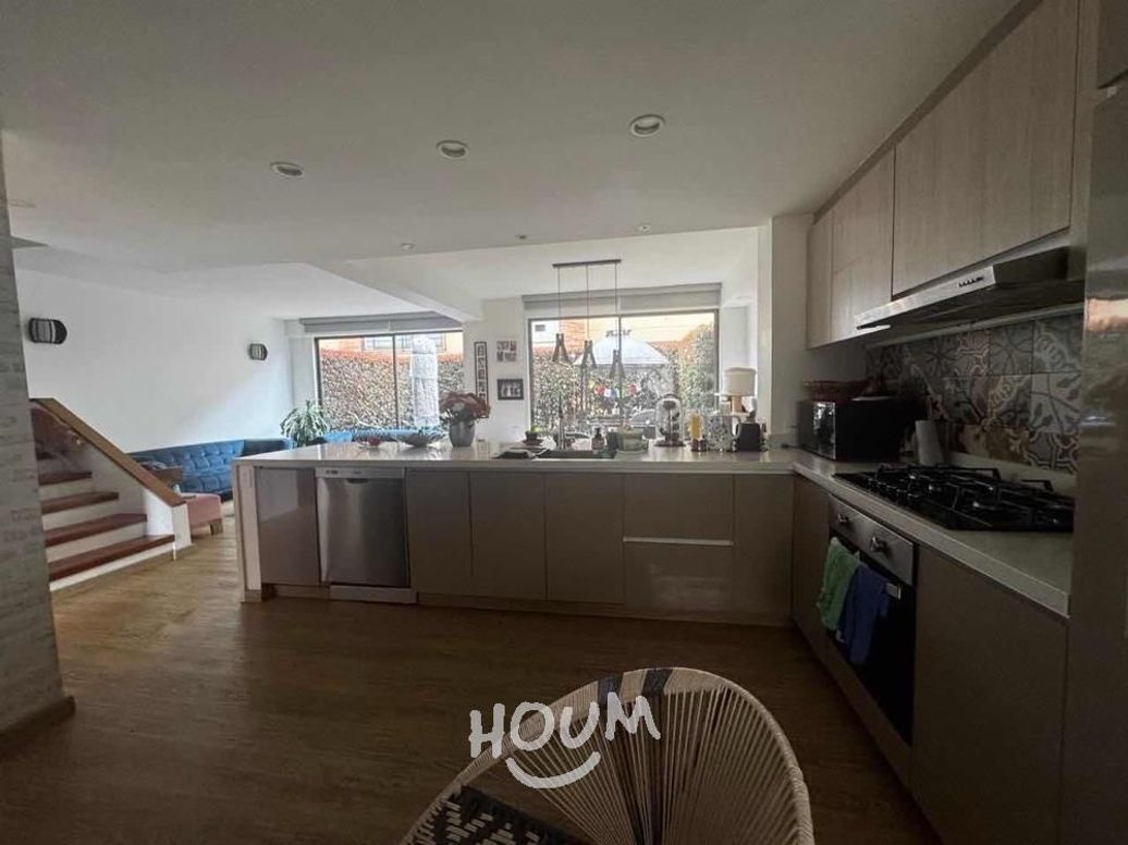 Casa de 4 alcobas en arriendo en Casa Blanca, Bogotá, 190 m² · foto 3 de 7