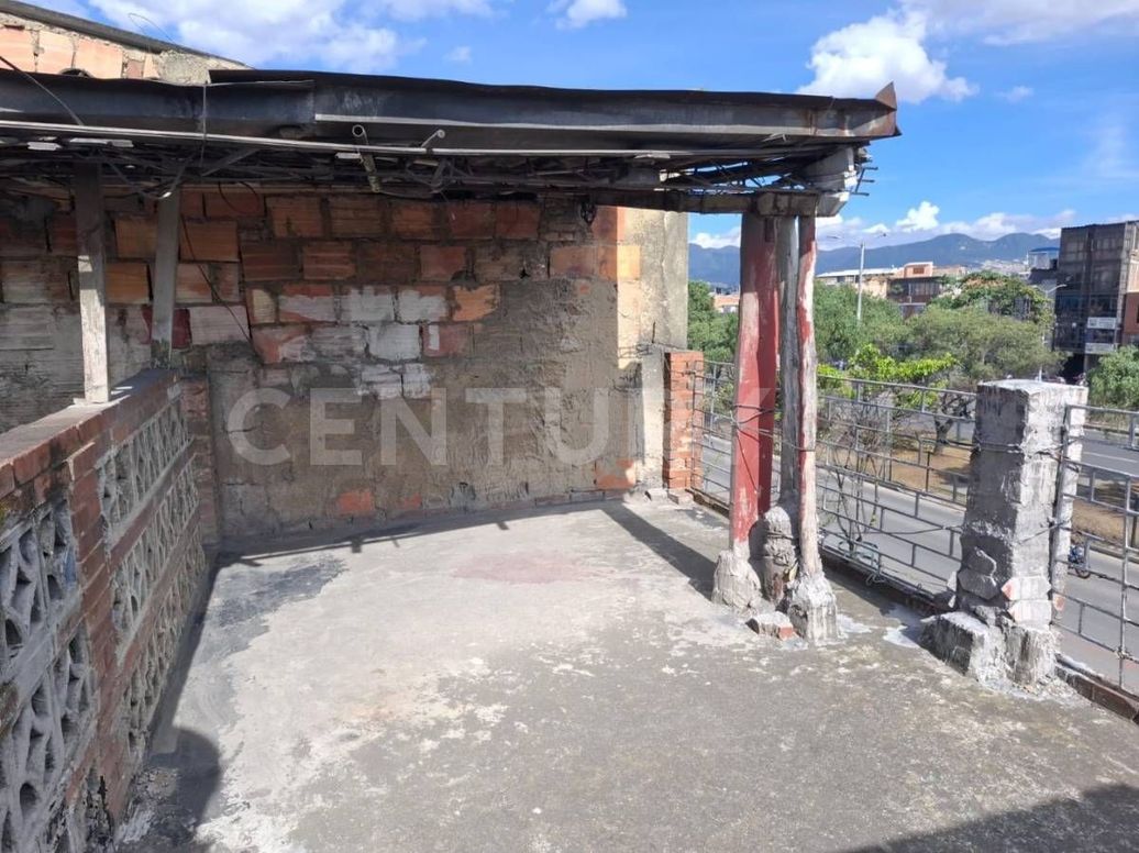 Casa de 7 alcobas en venta en Catalina, Bogotá, 216 m² · foto 13 de 17