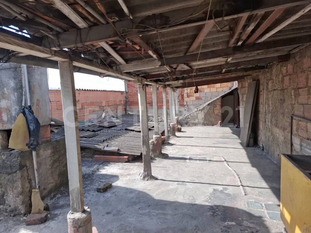 Casa de 7 alcobas en venta en Catalina, Bogotá, 216 m² · foto 14 de 17