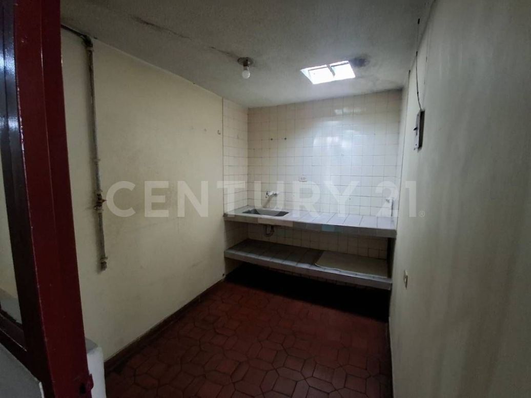 Casa de 7 alcobas en venta en Catalina, Bogotá, 216 m² · foto 10 de 17