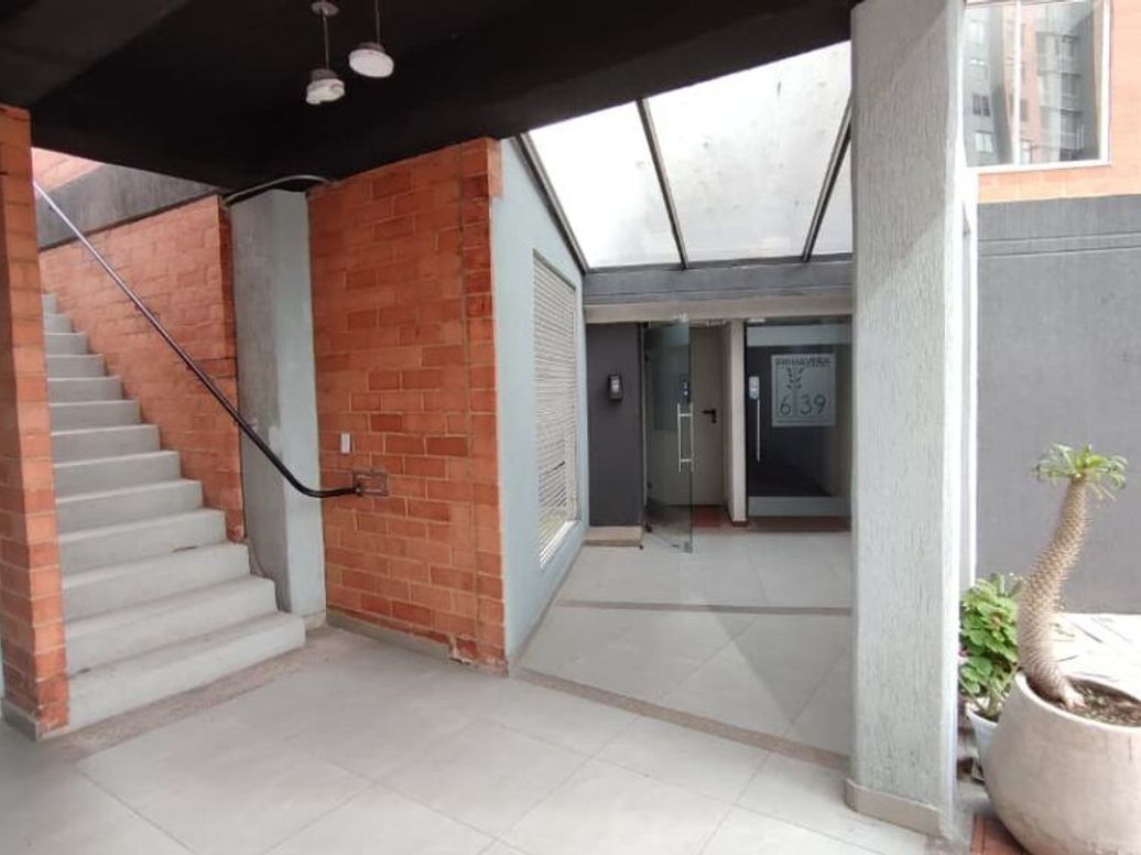 Apartamento de 2 alcobas en venta en Primavera Occidental, Bogotá, 40 m² · foto 2 de 16