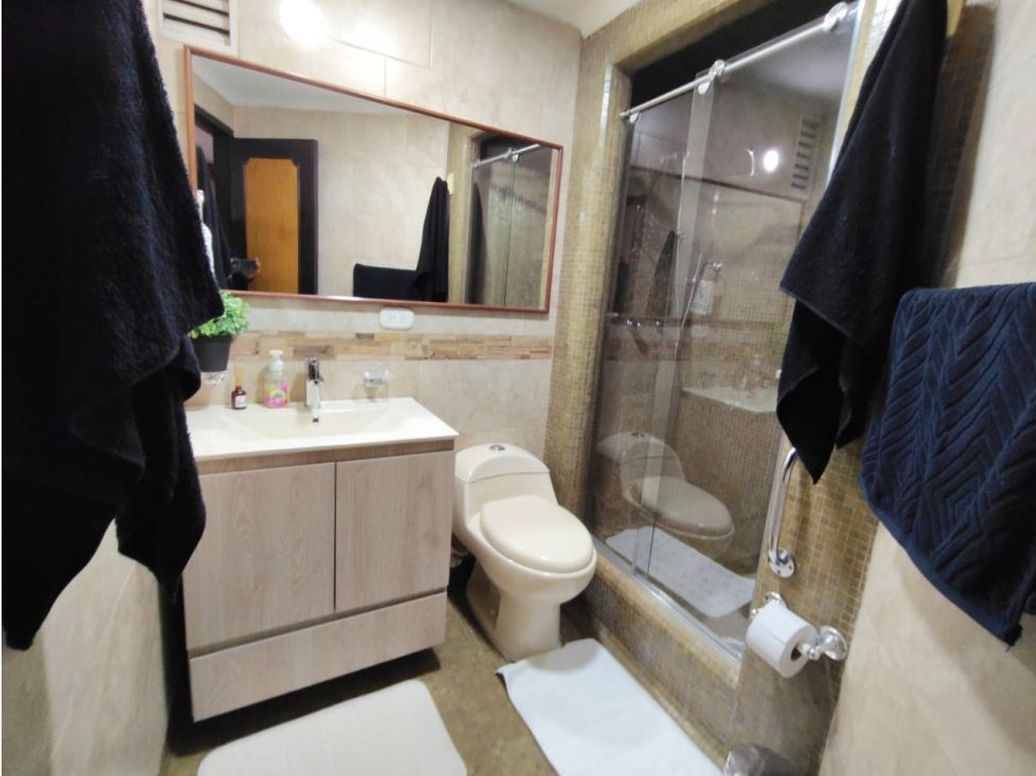 Apartamento de 3 alcobas en venta en Las Nieves, Bogotá, 97 m² · foto 10 de 17