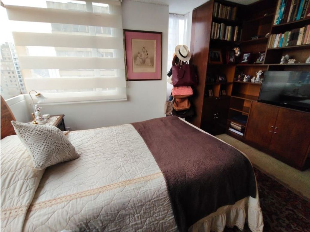 Apartamento de 3 alcobas en venta en Las Nieves, Bogotá, 97 m² · foto 12 de 17