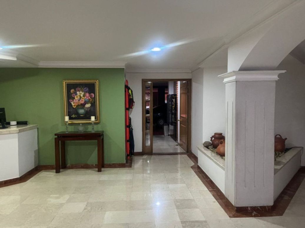 Apartamento de 4 alcobas en venta en Santa Barbara Occidental, Bogotá, 344 m² · foto 19 de 20