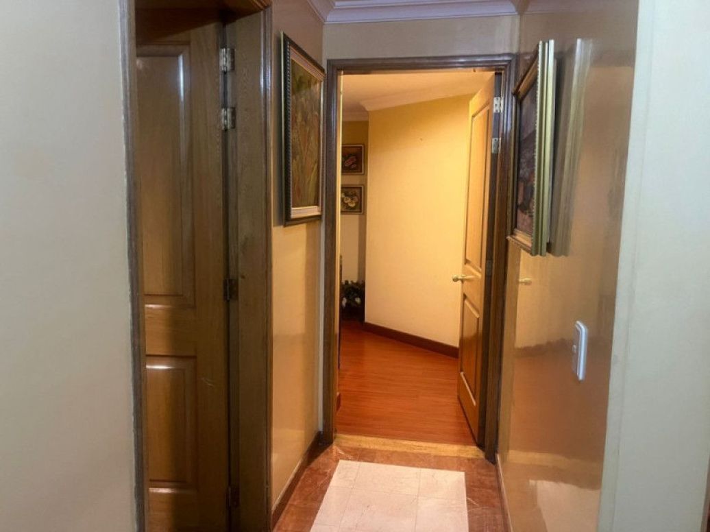 Apartamento de 4 alcobas en venta en Santa Barbara Occidental, Bogotá, 344 m² · foto 7 de 20
