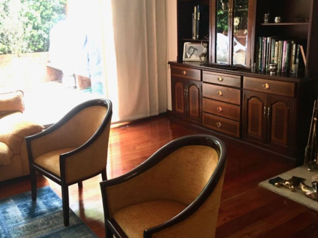Casa de 3 alcobas en venta en Cerros De Santa Barbara, Bogotá, 216 m² · foto 3 de 20
