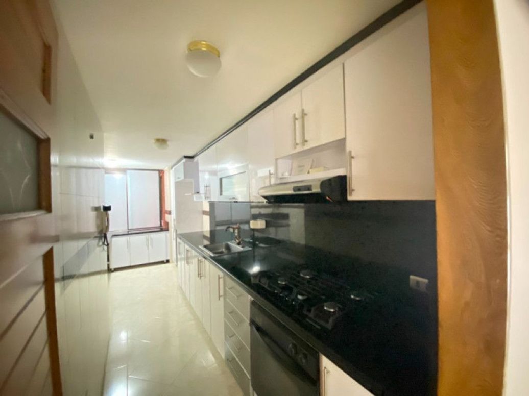 Apartamento de 3 alcobas en venta en Santa Helena Et. I, Bogotá, 134 m² · foto 5 de 20