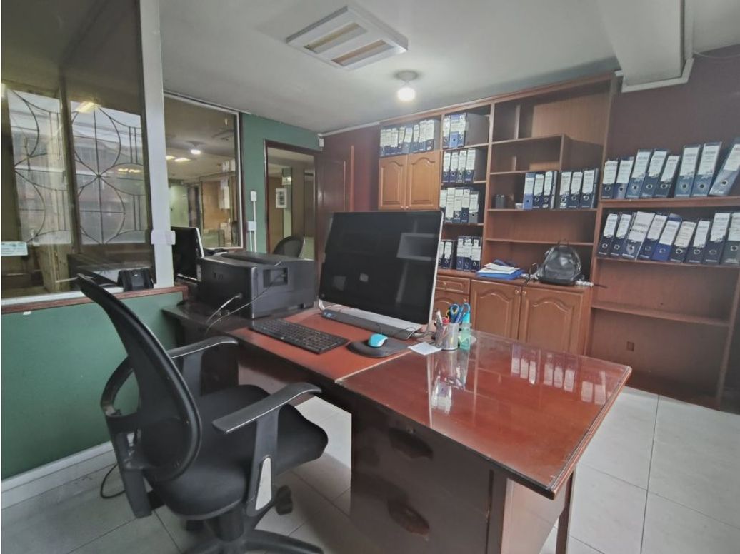 Casa de 9 alcobas en venta en Eduardo Frei, Bogotá, 394 m² · foto 9 de 20
