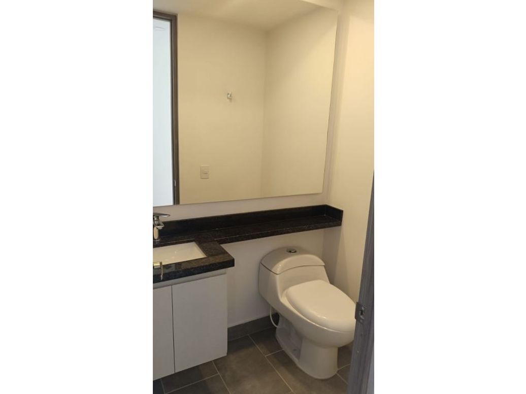 Apartamento de 1 alcoba en venta en San Victorino, Bogotá, 53 m² · foto 5 de 10