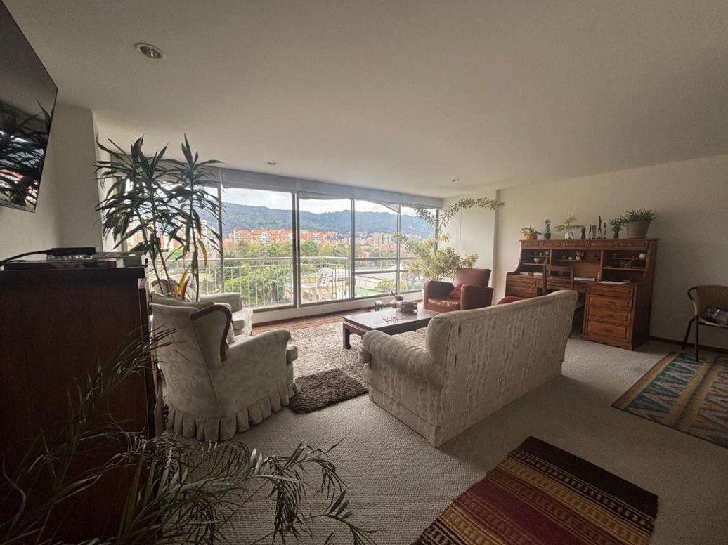 Apartamento de 3 alcobas en venta en Rincon Del Cedro, Bogotá, 98 m² · foto 3 de 17